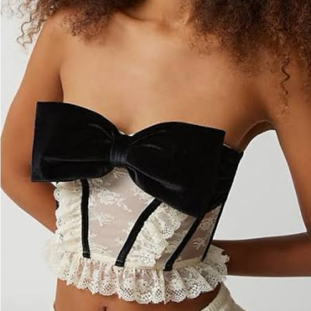Urban Outfitters Black and White Lace Corset